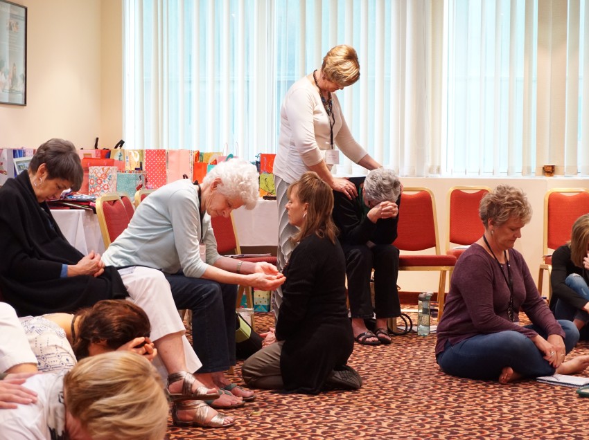 2016 Dubai Retreat | Called to Serve